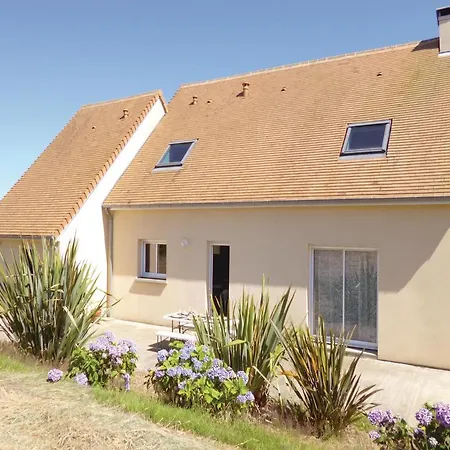 Three-bedroom Holiday In Holiday home Brillevast
