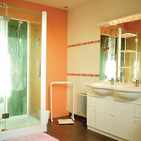 Three-bedroom Holiday In Holiday home *
